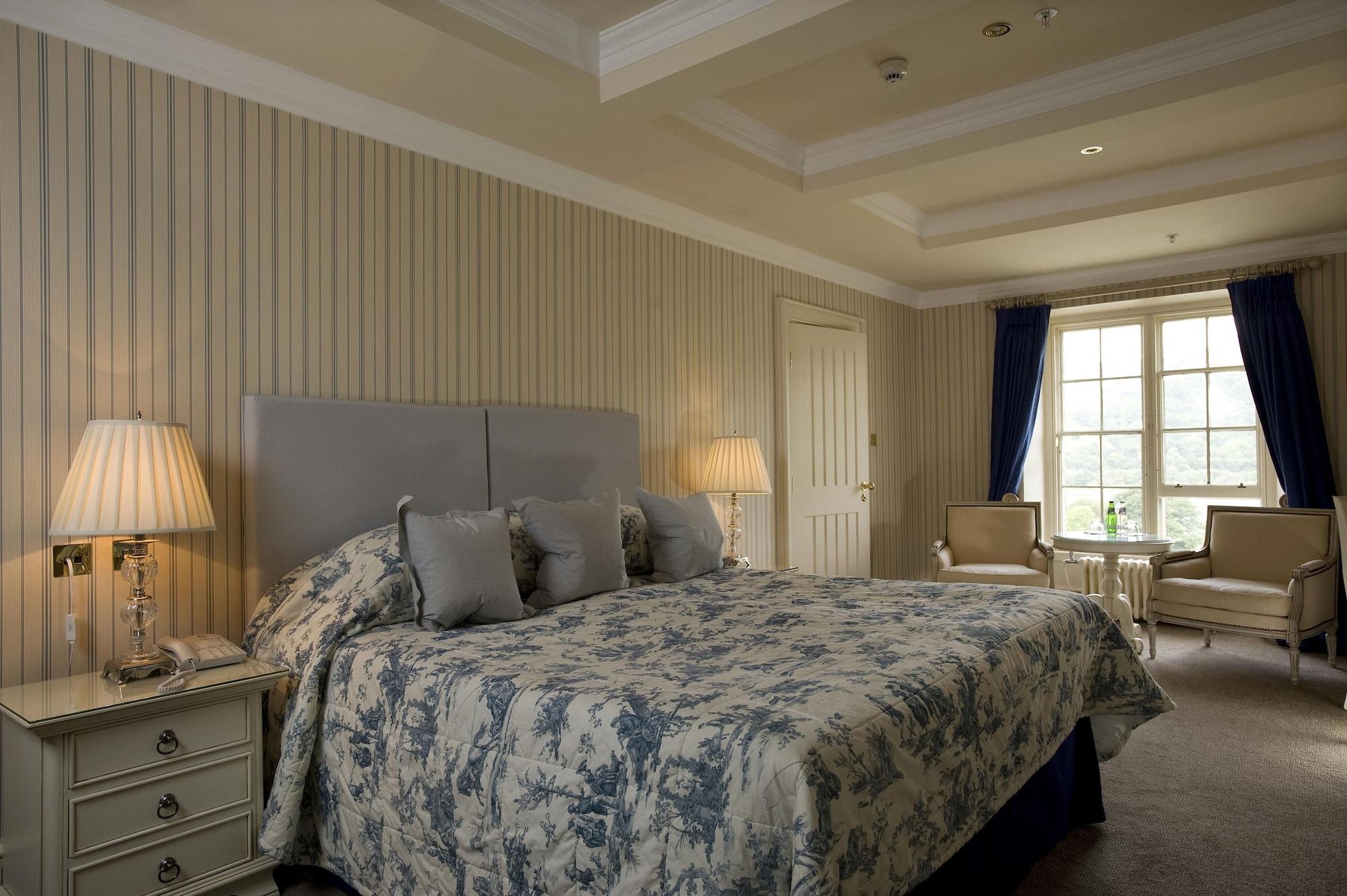 Mar Hall Golf & Spa Resort บิช็อปตัน ห้อง รูปภาพ A bedroom at the hotel