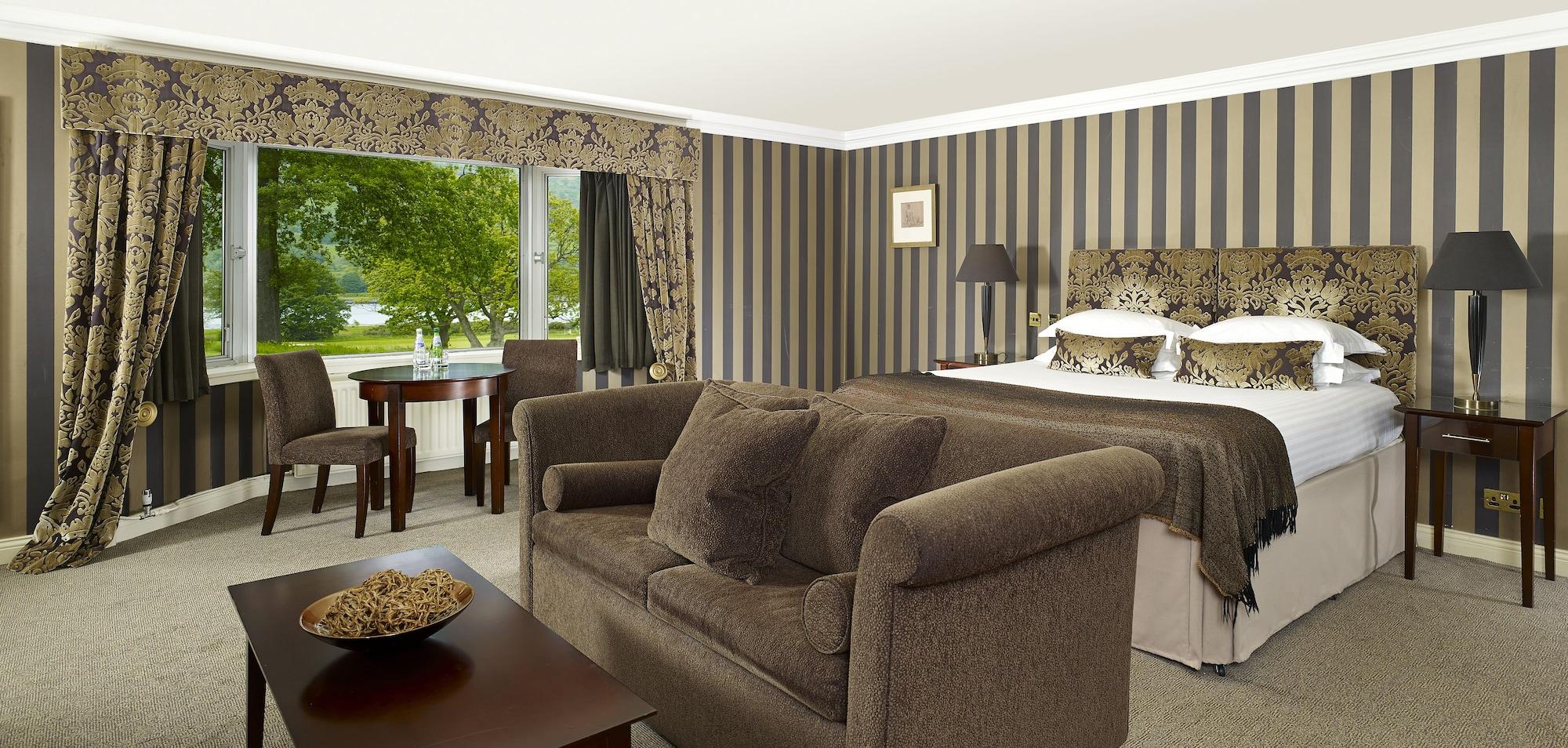 Mar Hall Golf & Spa Resort บิช็อปตัน ภายนอก รูปภาพ A suite at the hotel